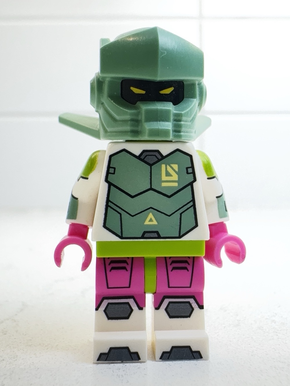 Lego Minifig - CMF Series 24 - Robot Warrior